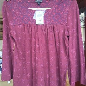🌺 NWT Lucky Brand Top